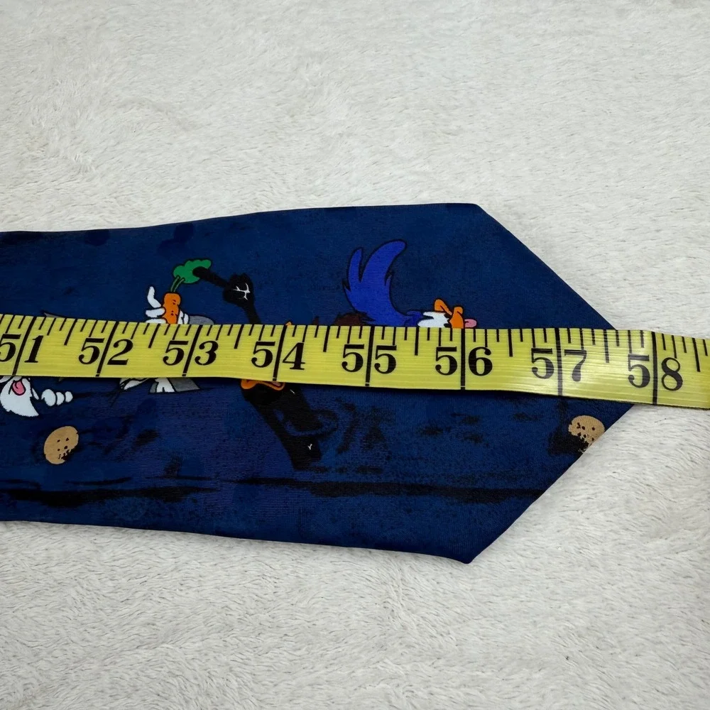 Vintage 1995 Looney Tunes Mania‎ Tie Bugs Bunny Sylvester Daffy Duck Road Runner